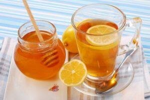 Лимонный сок и мед 